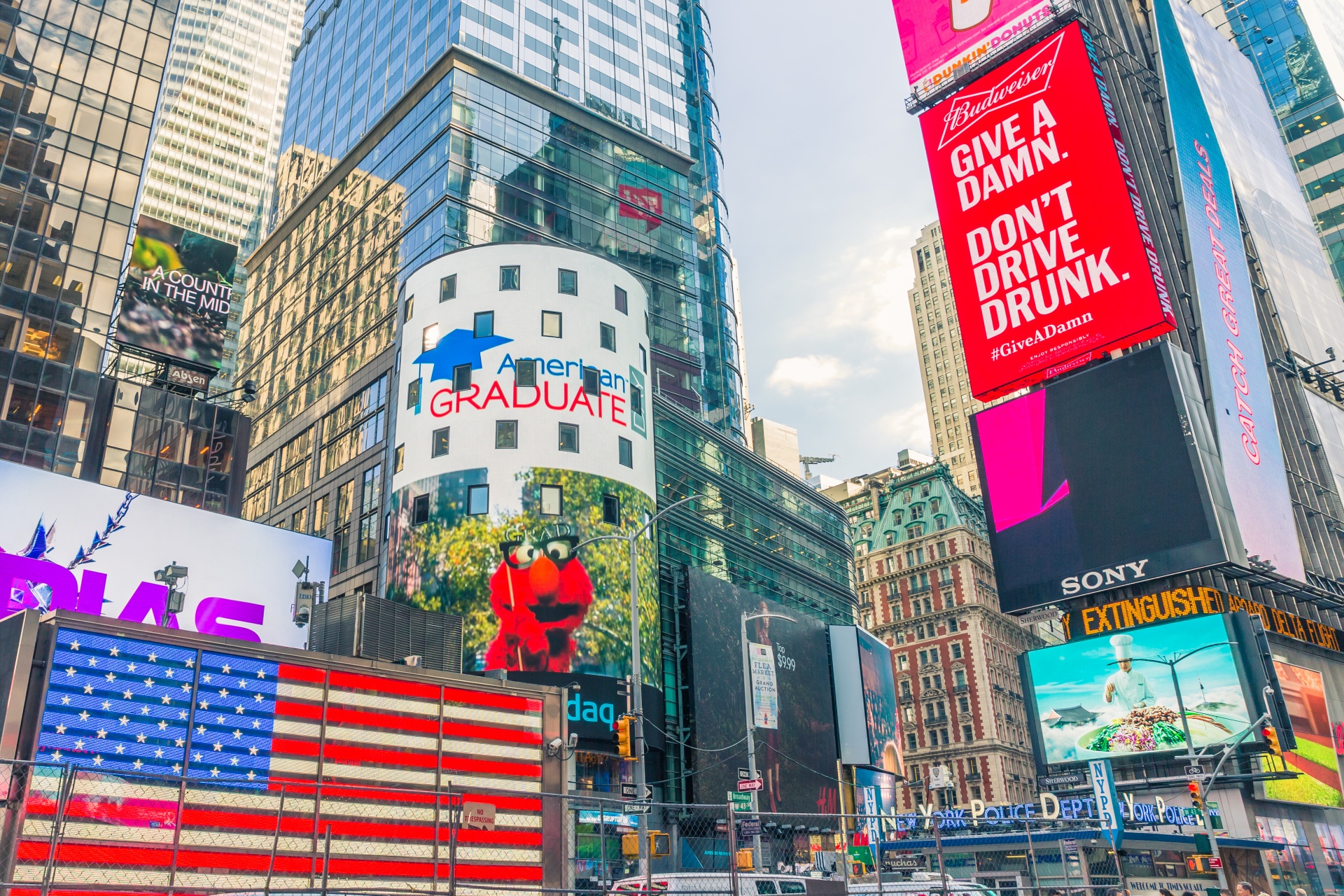 Times Square Iconic Sign The Influence of Grand Format Signs in History & Today
